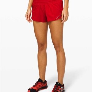 New with tags not attached Lululemon low-Rise Hotty Hot 2.5” Shorts